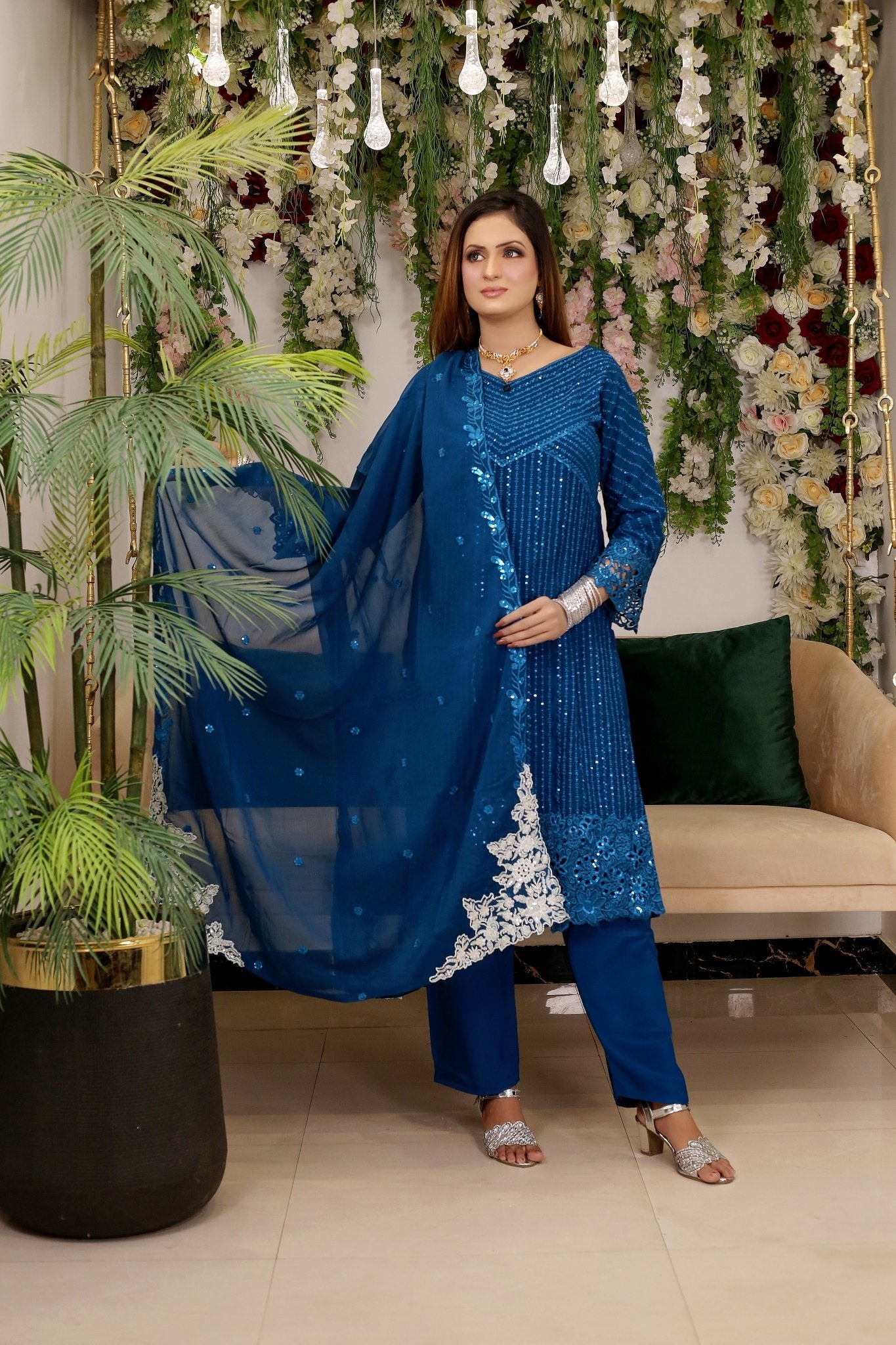 Embroidered Border Dupatta Luxury Outfit - BalreejFashions