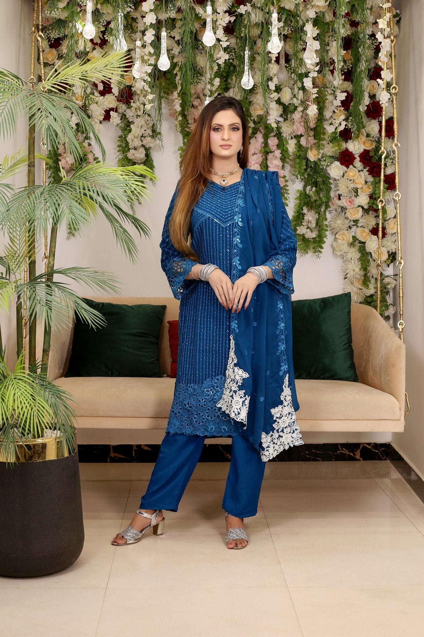 Embroidered Border Dupatta Luxury Outfit - BalreejFashions